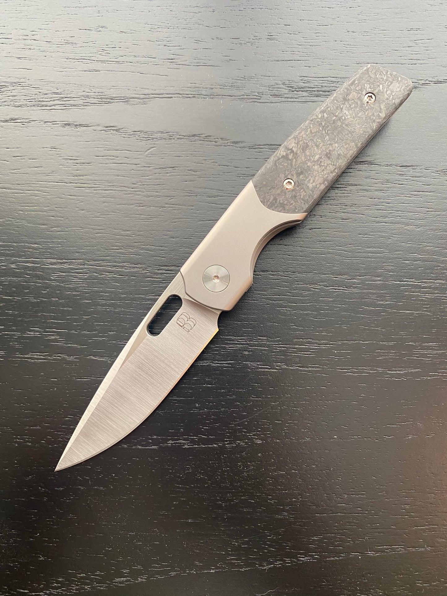 Sweeney (Marble Carbon Fiber)