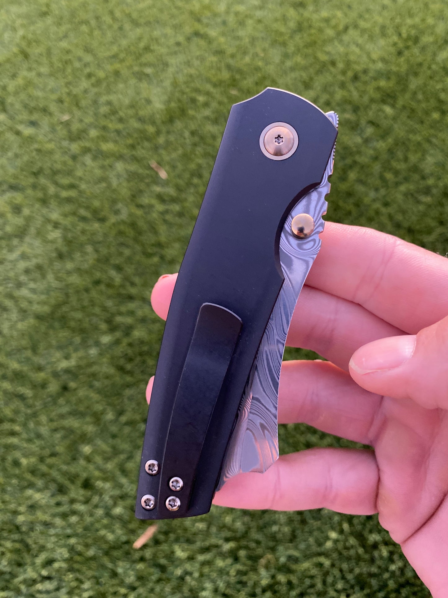 Button Barber - PVD black /Damasteel