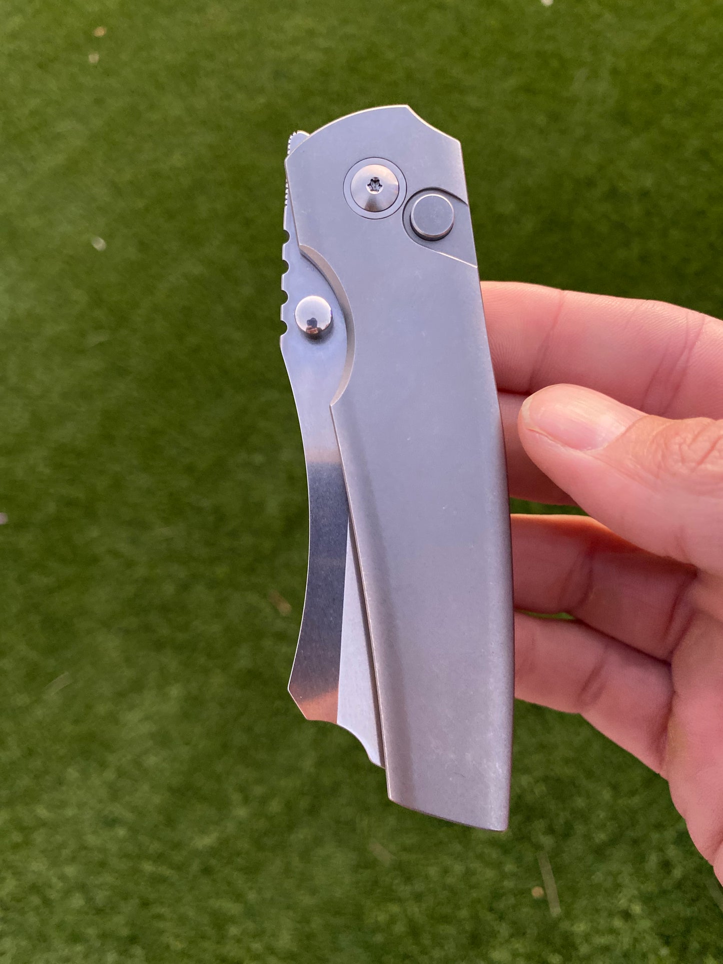 Button Barber - Bright Stonewash