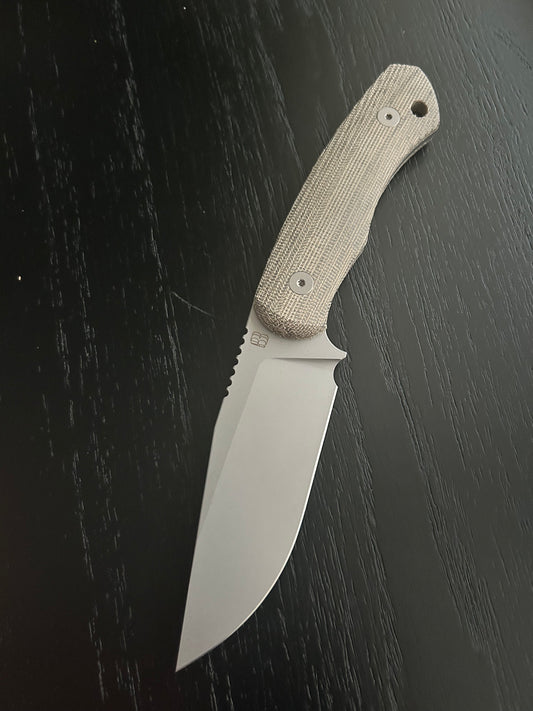 Alpha (S35VN/Stonewash/Green Micarta)