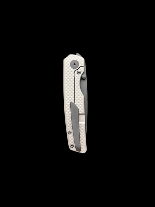 Sweeney V2 (Tuxedo)