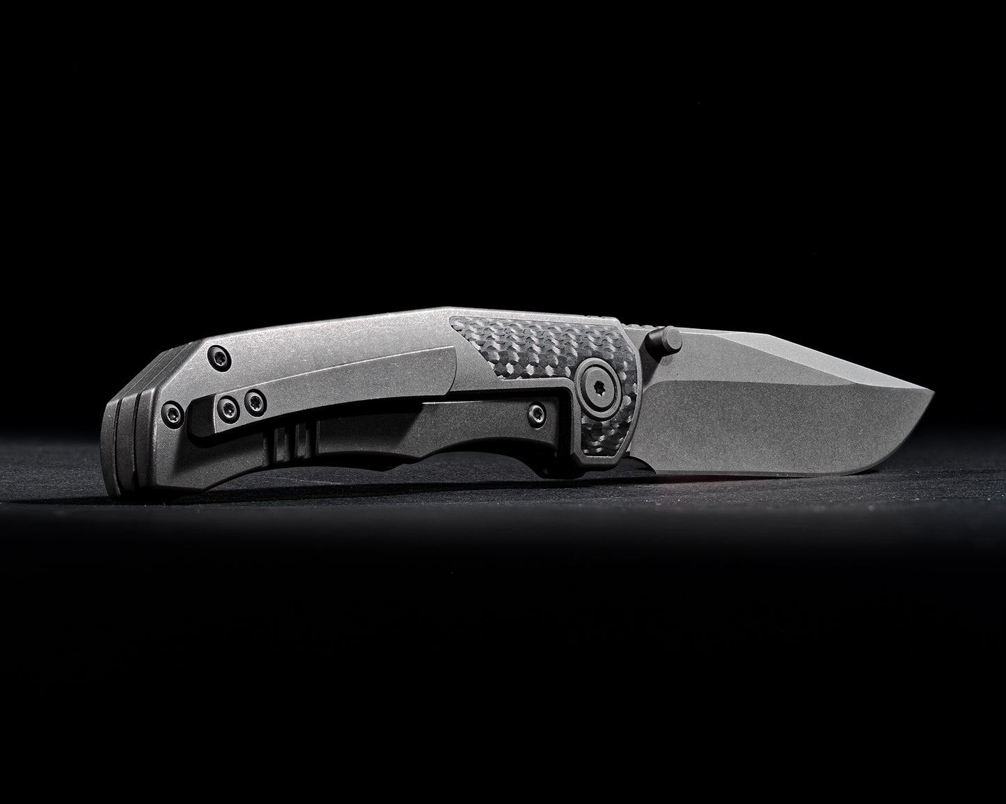 Iron Pup (Carbon Fiber/ Stonewash)