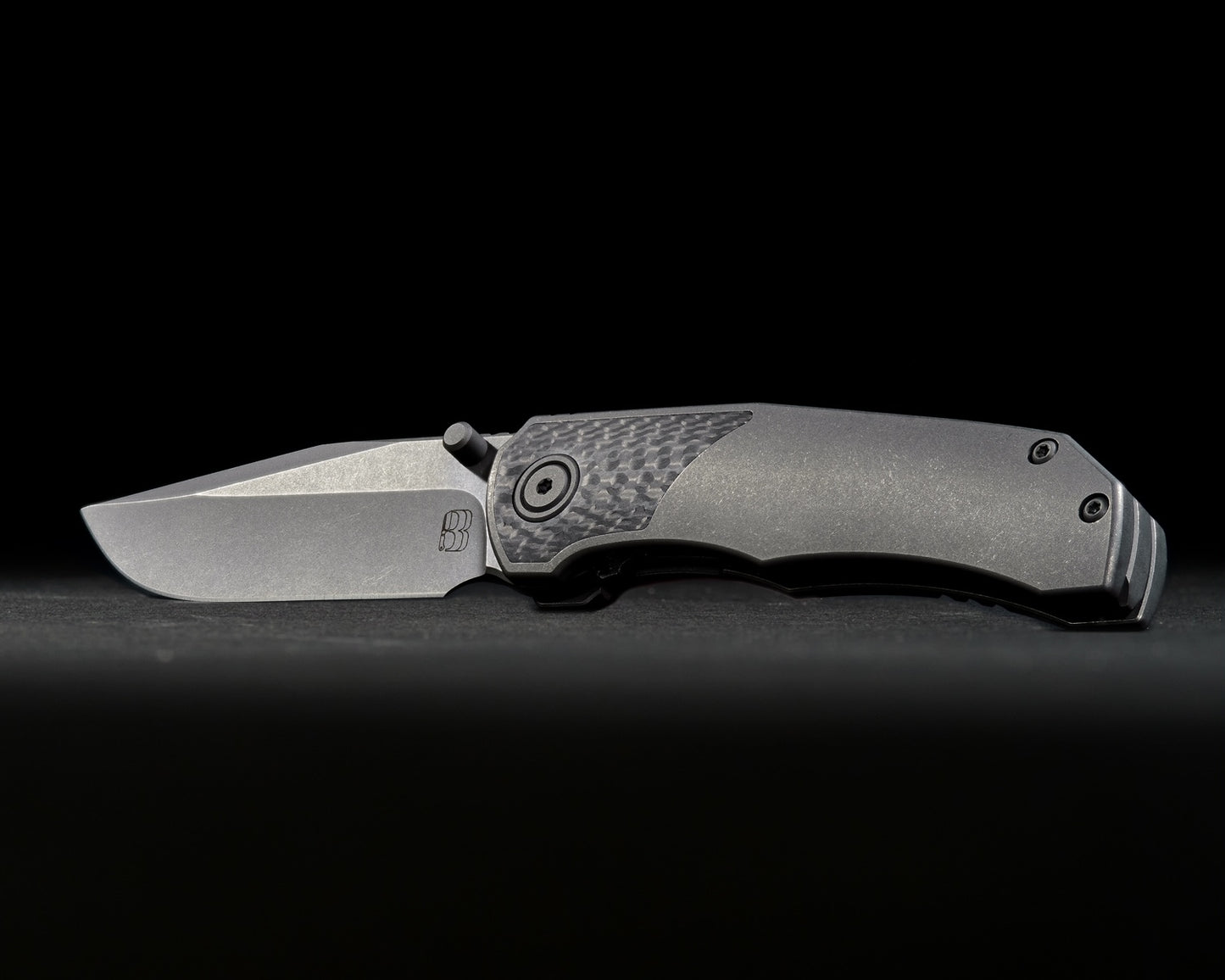 Iron Pup (Carbon Fiber/ Stonewash)