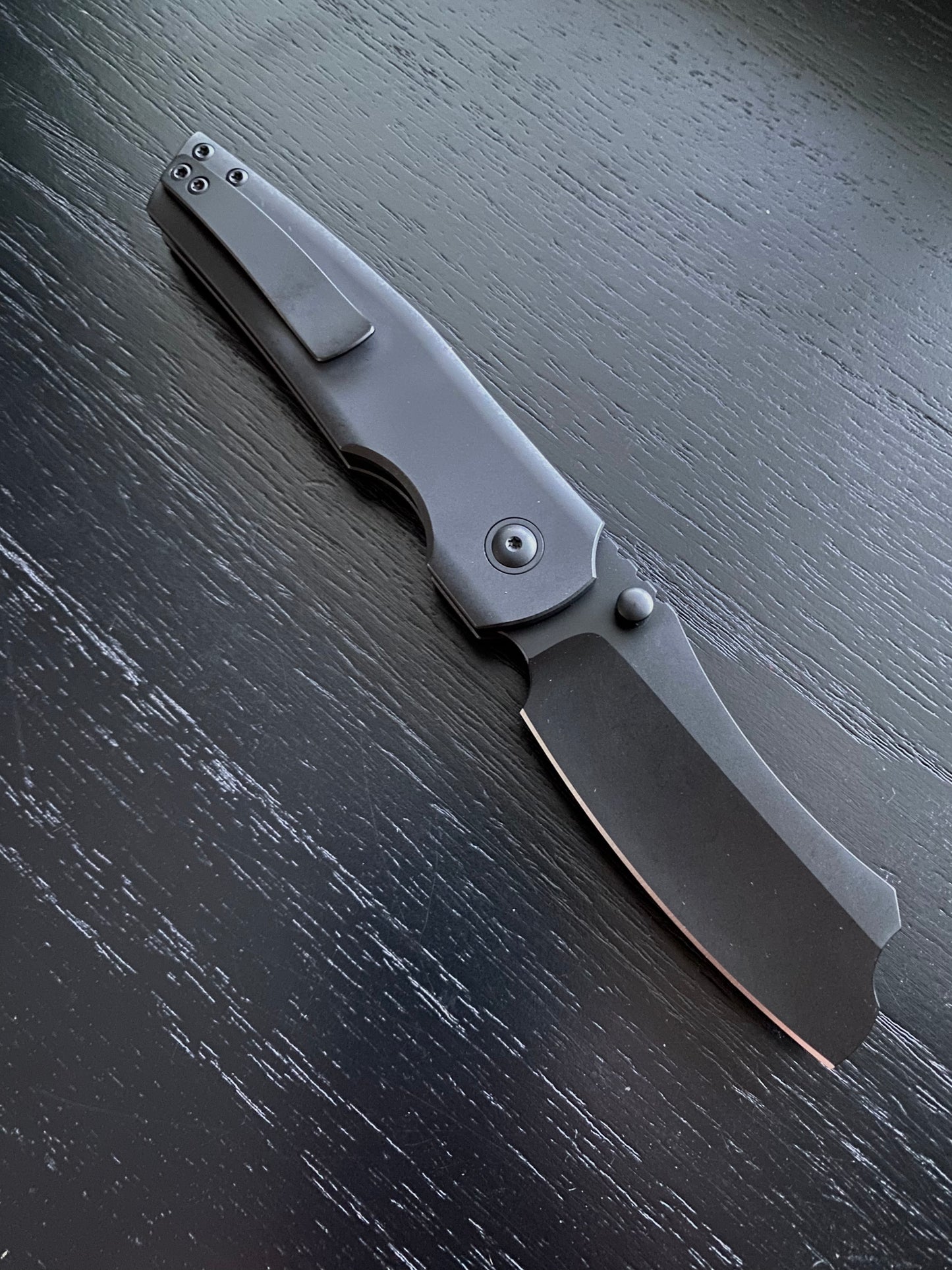 Button Barber - All Black