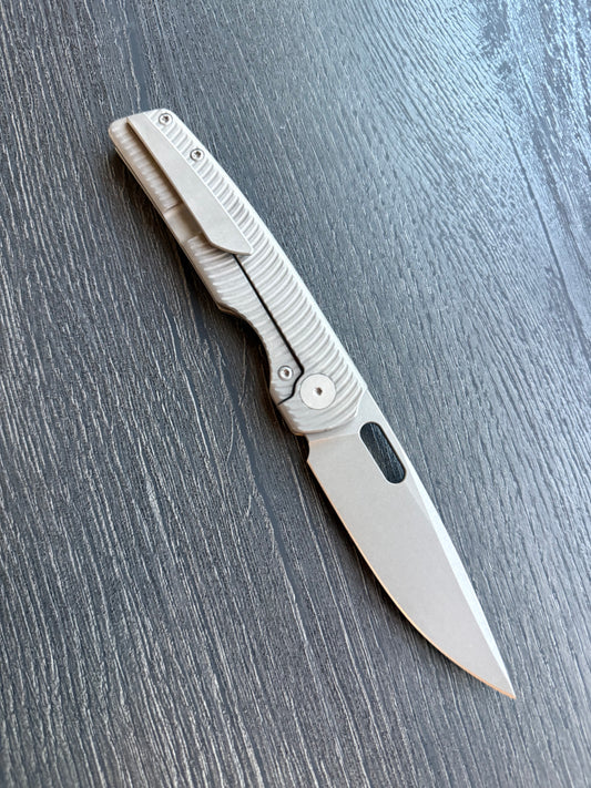 Sweeney V2 (Stonewash Thumb hole Deployment)