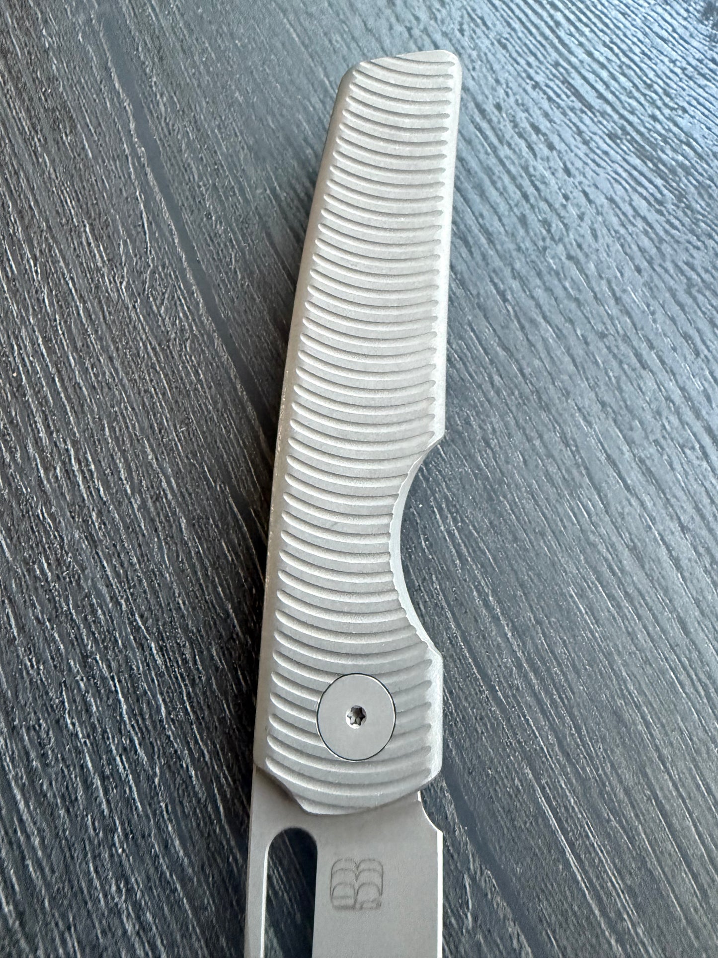 Sweeney V2 (Stonewash Thumb hole Deployment)