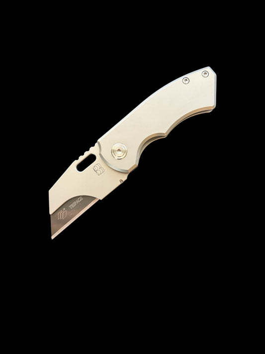 Utility SLiM - Full Titanium Limited Edition